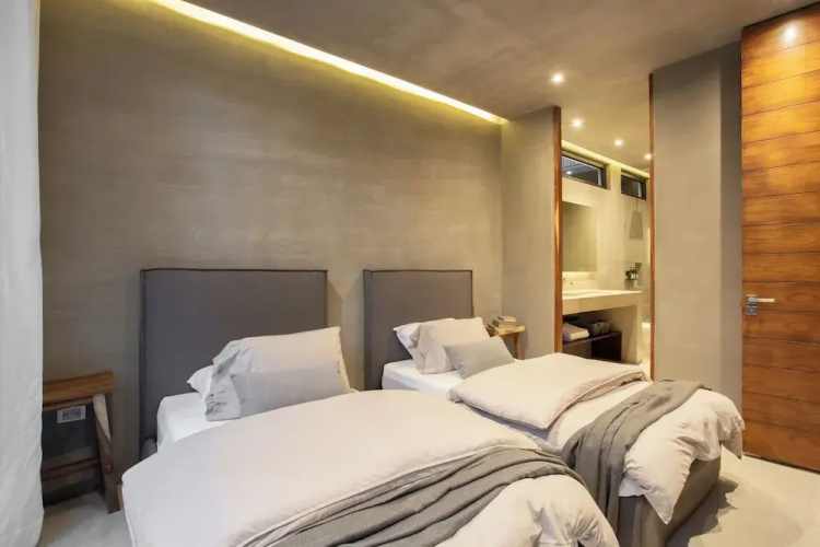 Arba Condo