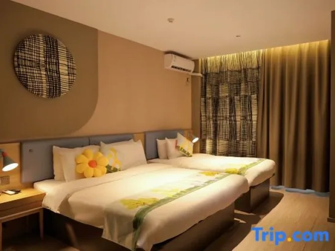 Standard Twin Family room