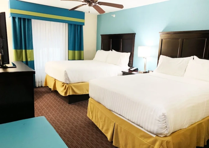 Quadruple Suite