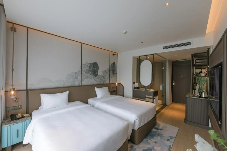 Catba Island Resort & Spa
