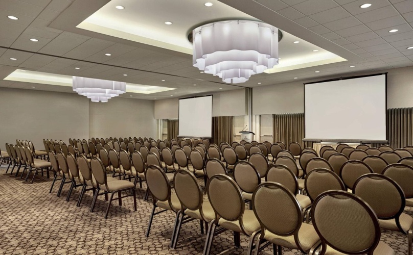 Sheraton Vancouver Guildford Hotel photo 25