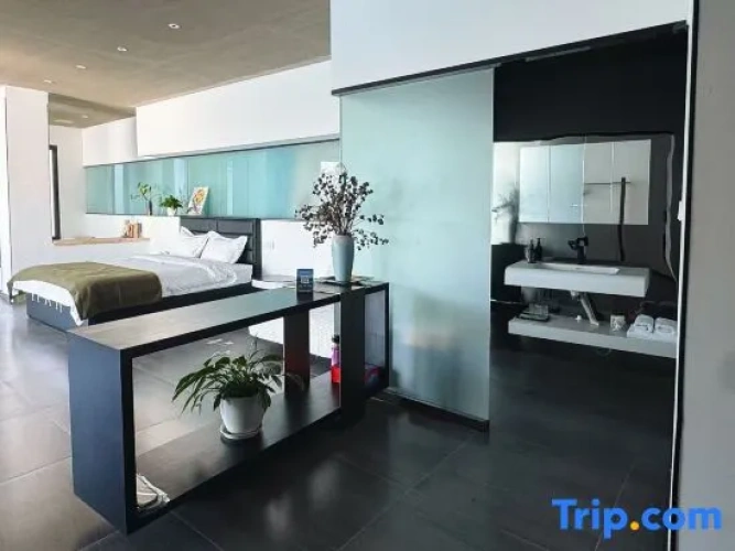 Grand Double room with view