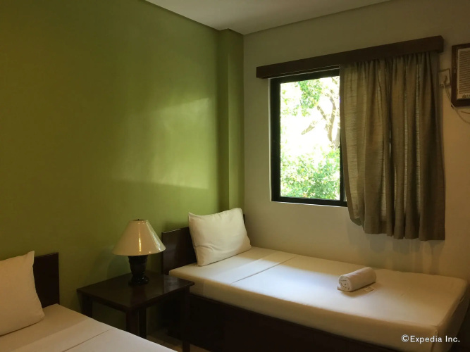 Coron Ecolodge