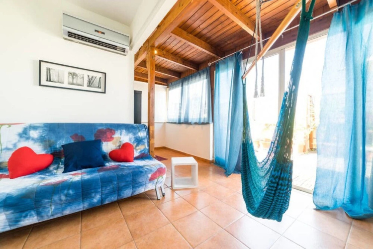 Sunny Flat With a Large Terrace Close to Vatican, Serviced by Hostmake