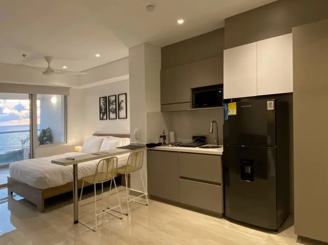 w Bright Loft w Ocean View in Crespo