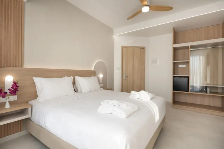 Epavli Grace Hotel