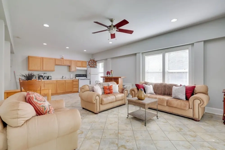 1 Bedroom Apartment