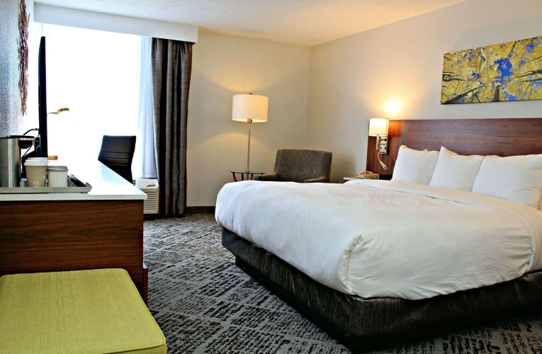 Plaza Hotel Denver