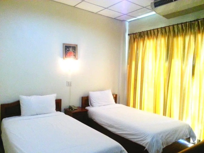 Standard Twin room