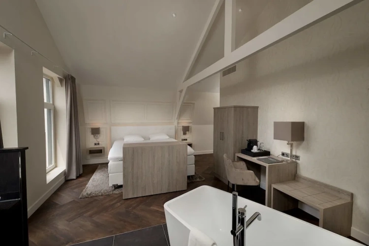 Royal Suite