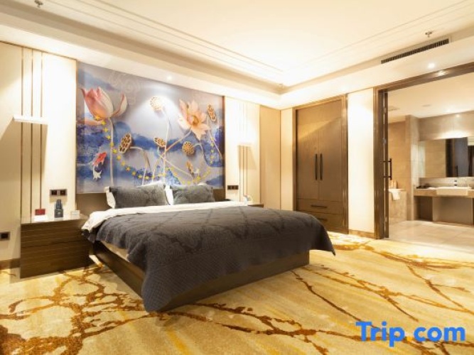 Deluxe Double Suite