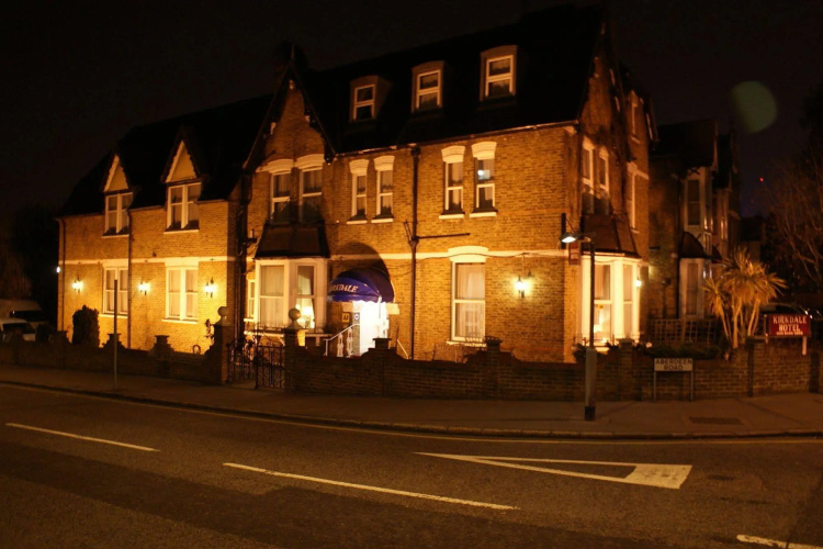 Kirkdale Hotel - Croydon, UK