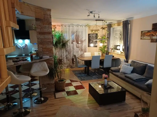 2 Bedrooms Cottage