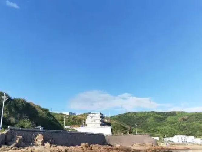 Occipital sea hotel