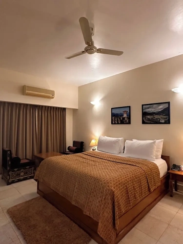 Grand room