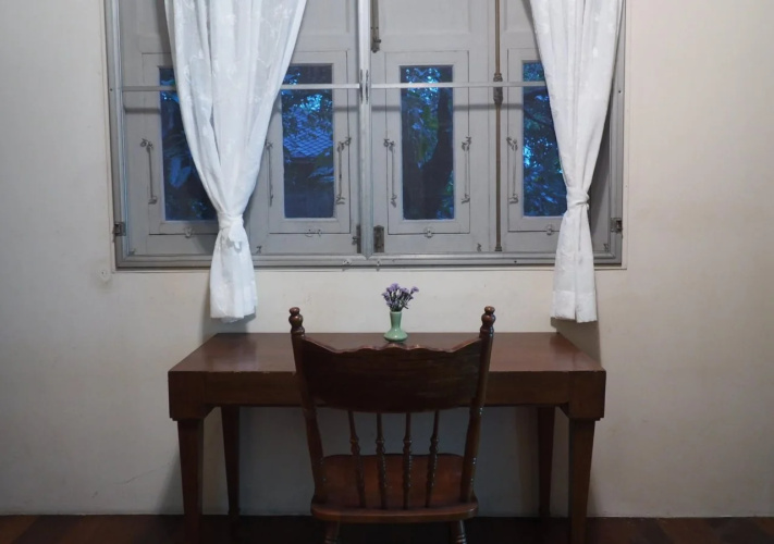 24 Samsen Heritage House