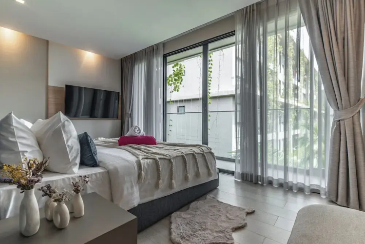 Diamond Condo by Villacarte