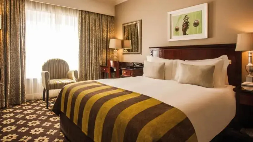 Hemingways Hotel