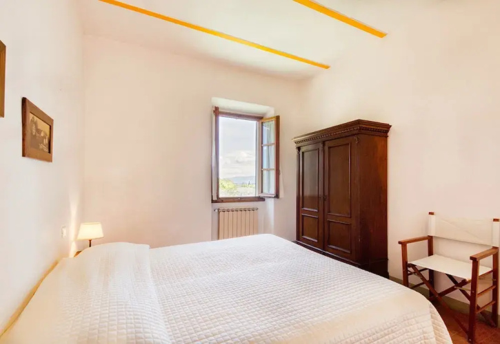 Montignano With Shared Pool