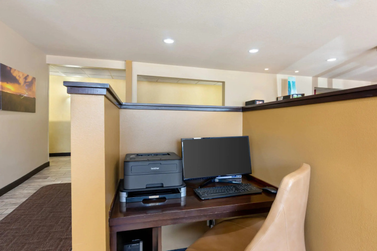 Quality Inn