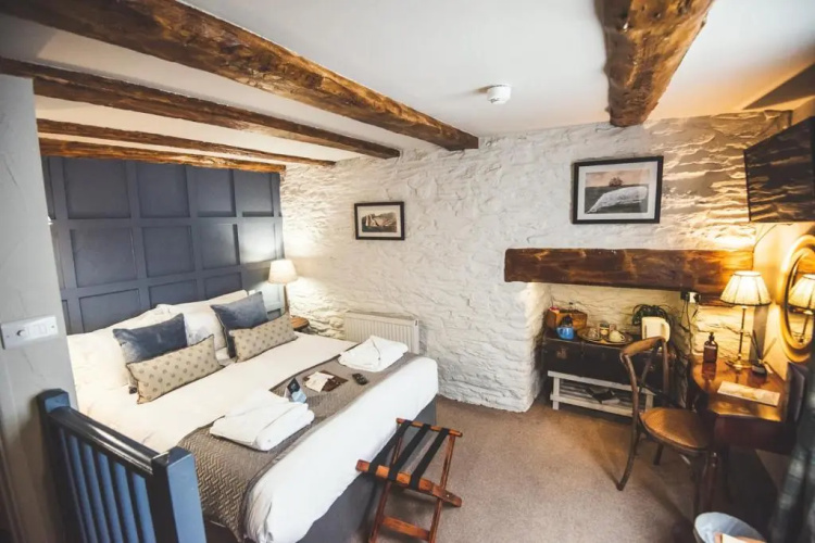 Bayards Cove Inn