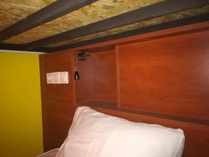 Chilloutlya Hostel&Bar