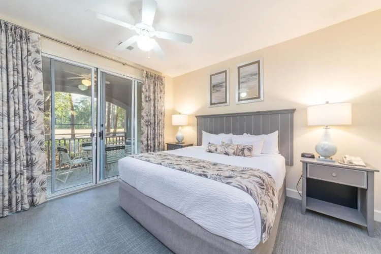 2 Bedrooms Villa