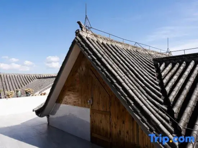 Pu'er Tea Town Inn