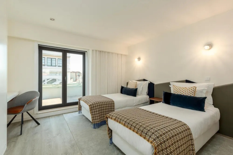 Travelstaytion - Central in Oporto