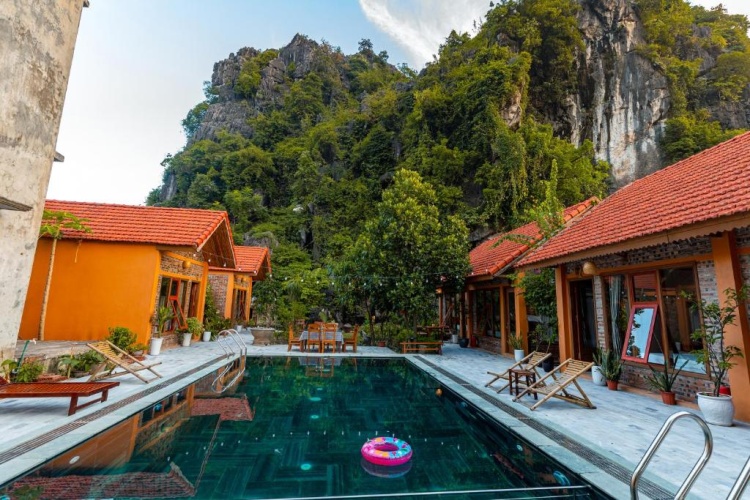 Superior Twin room with garden view