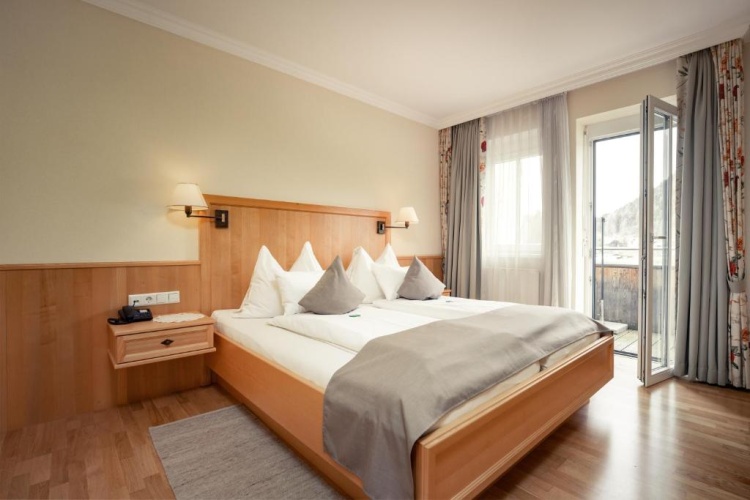 Superior Double room with balcony