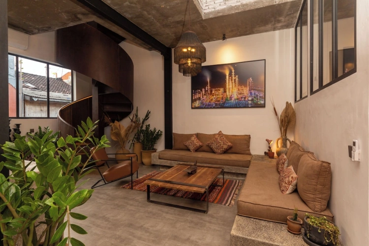 2 Bedrooms Villa with city view