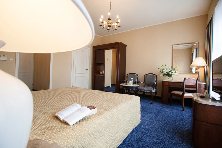 Grand Hotel