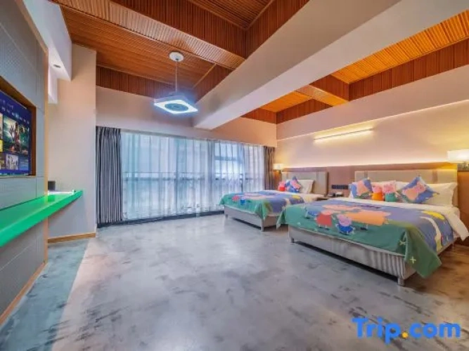 Standard Twin Family room