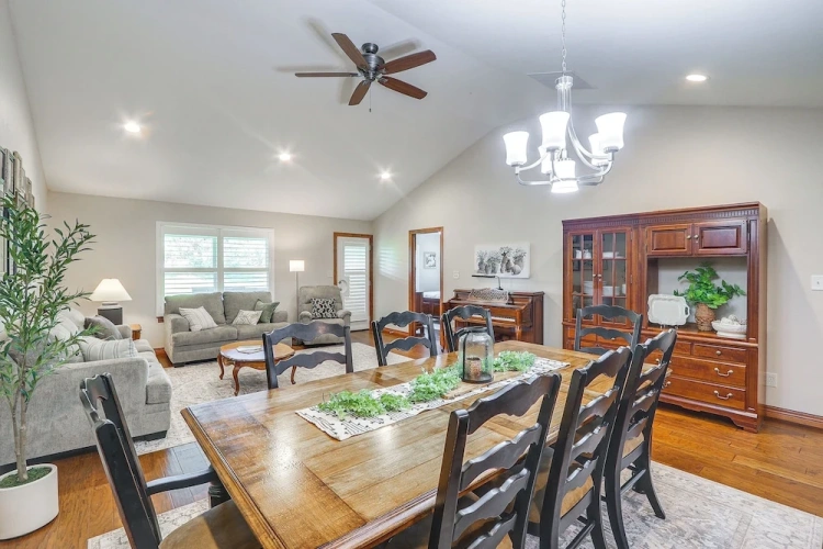 3 Bedrooms Cottage