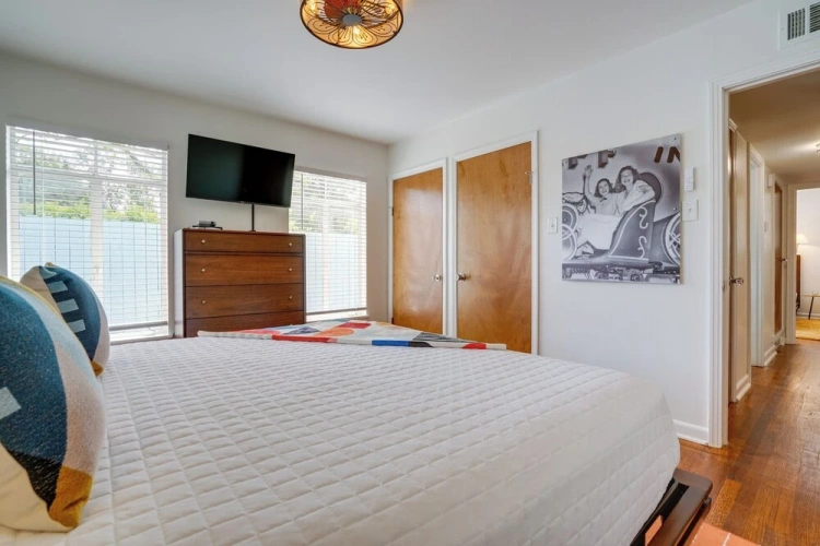 2 Bedrooms Cottage