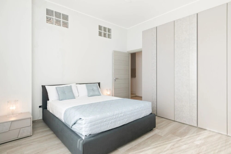 Grattacielo Ina Apartments
