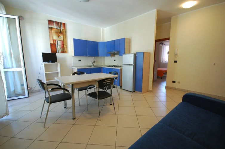 3 Bedrooms Apartment