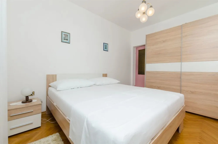 Apartment Jakov