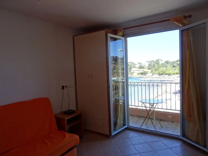Waterfront Apartment Cap d'Antibes
