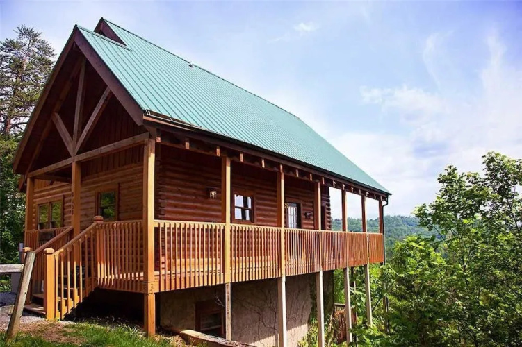 Layz Dayz Lodge by RedAwning