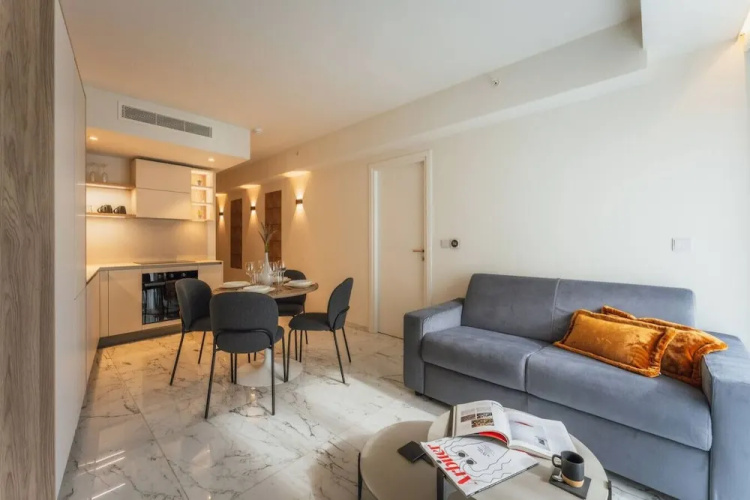 Official Mercury Suites With Rooftop Pool Access
