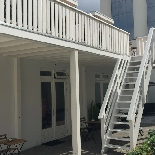 1 Bedroom Apartment with balcony