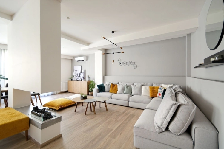 4 Bedrooms Deluxe Apartment with balcony
