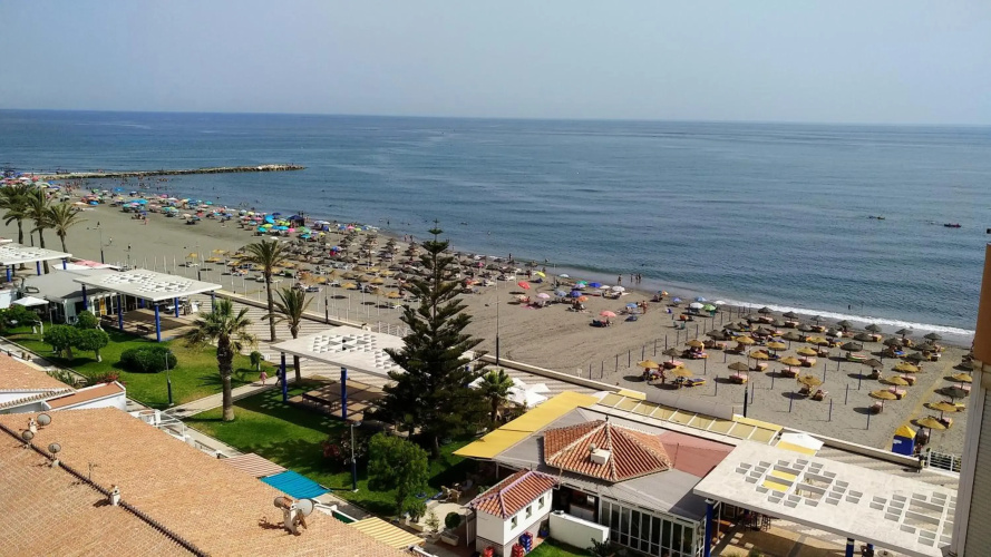Tropicana Beach & Sun