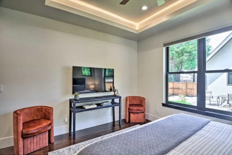 New! Chic Abode: Downtown Fort Collins