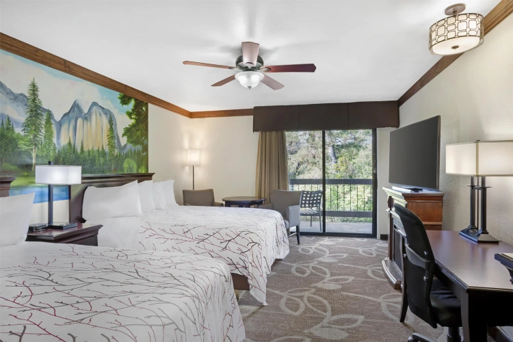 Quadruple Suite