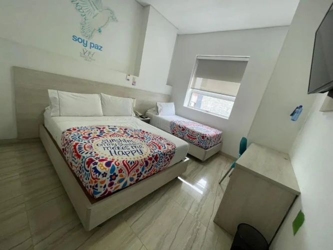 Standard Triple room