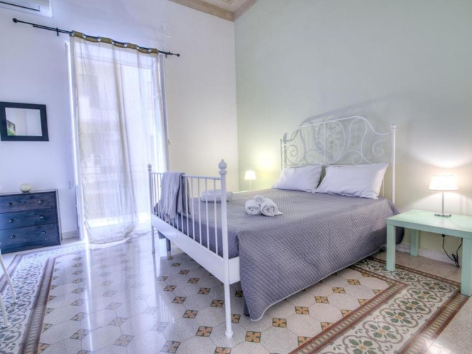 3 Bedrooms Apartment