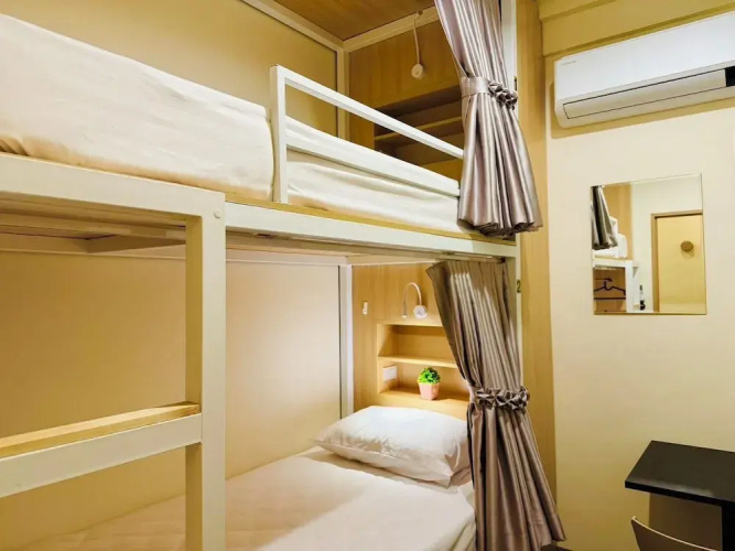 Charming Hostel